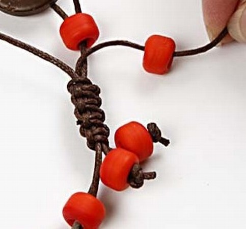 Bracelet with buttons