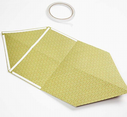 A folded envelope card