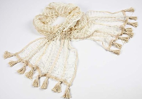 Net scarf with lace