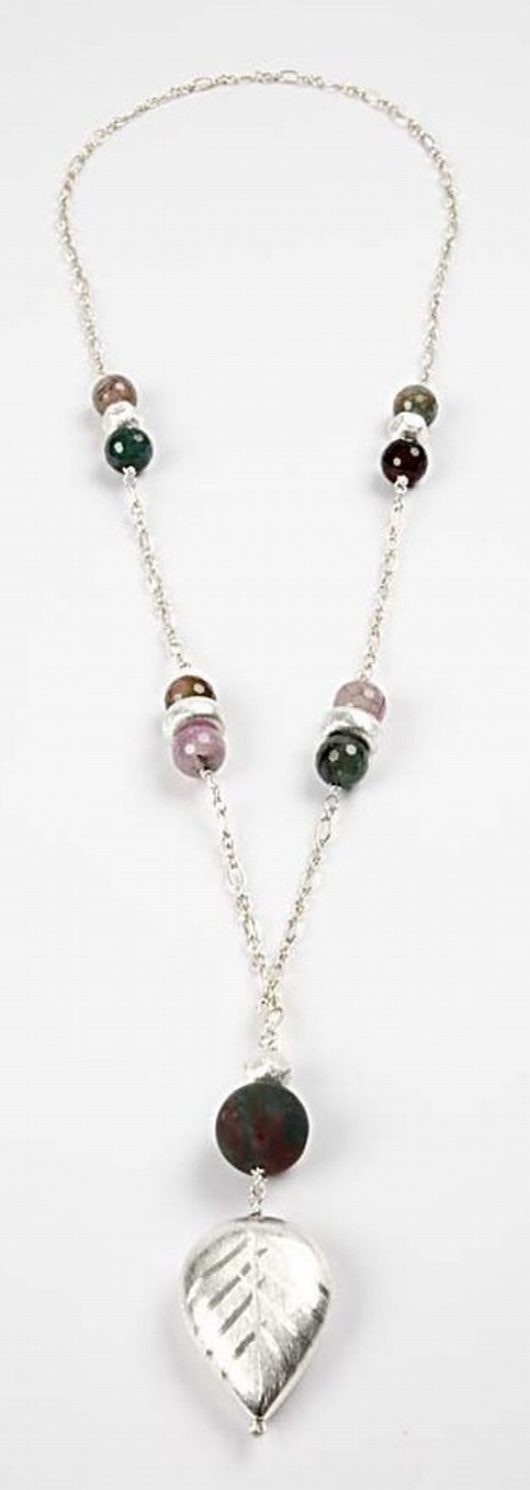 A Necklace with Agate Beads and Silver