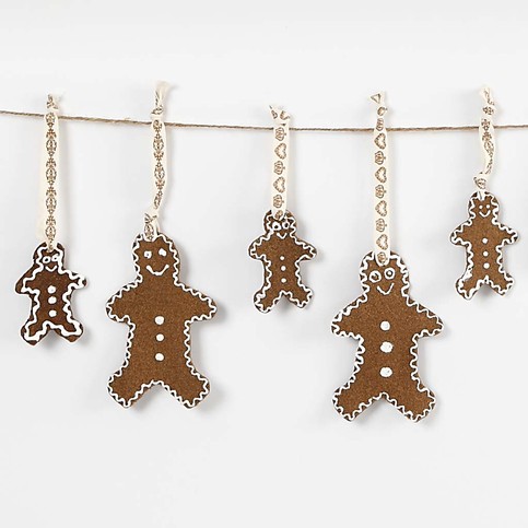 Gingerbread Men in Wood Clay