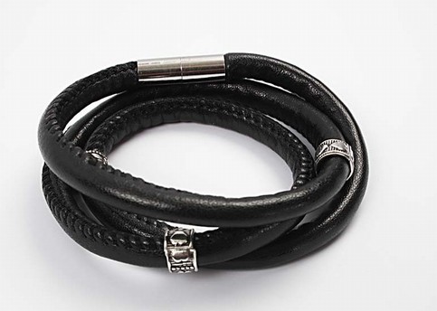 A Trendy Bracelet made from Leather with a Magnetic Clasp