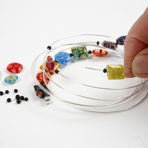 Jewellery with Memory Wire