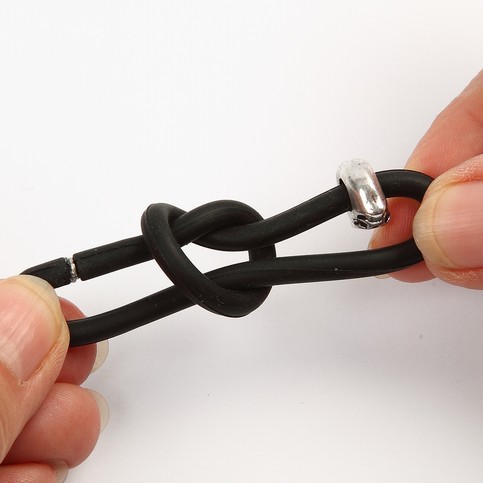 A Keyring from a Silicone Bracelet