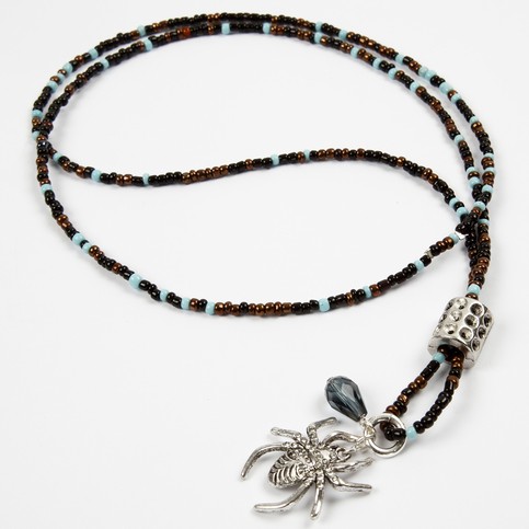 A Rocaille Seed Bead Necklace with a Pendant