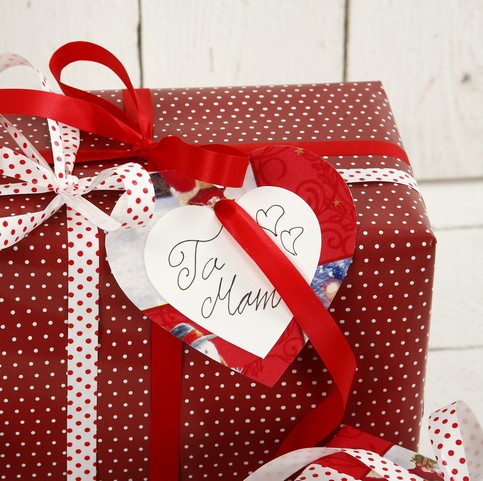 Christmas Gift Wrapping in Red and White