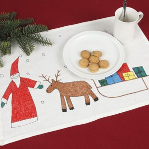 Table mat with childrens motive