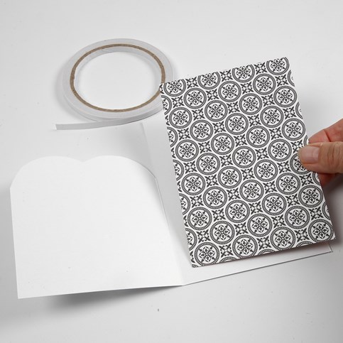 A Card Series with Design Paper, a Filigree Heart and a Piece of Natural Hemp