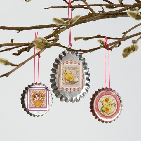 Spring Metal Hanging Decorations with Stickers