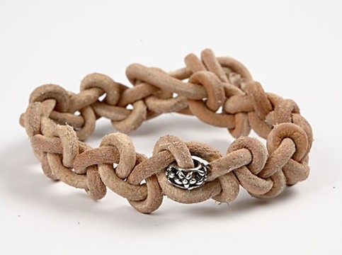 Bracelet with Chain Knots