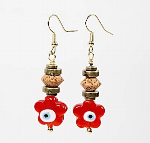 Earrings with a flower glass bead