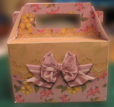 Gable top fold-flat gift boxes Image-4